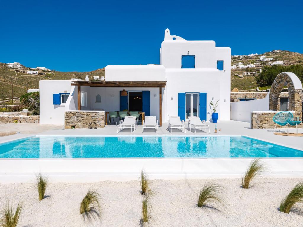 Kynthia renovation project in Mykonos